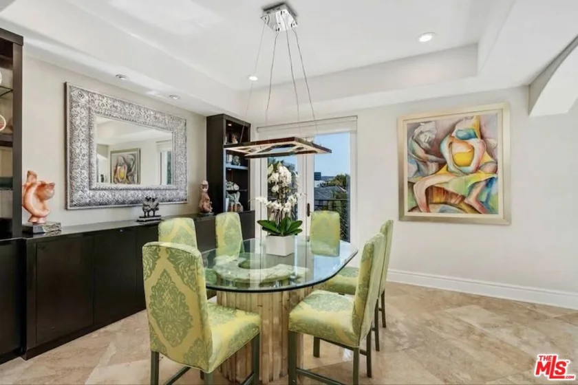 137 S Spalding Drive #401 photo 10