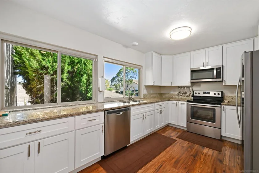 17465 Plaza Cerado #103 photo 3