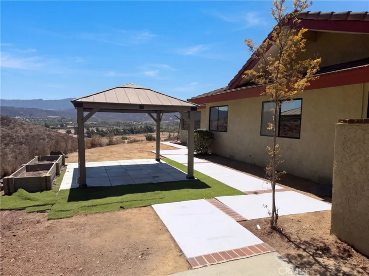 35095 Via Cerro photo 32