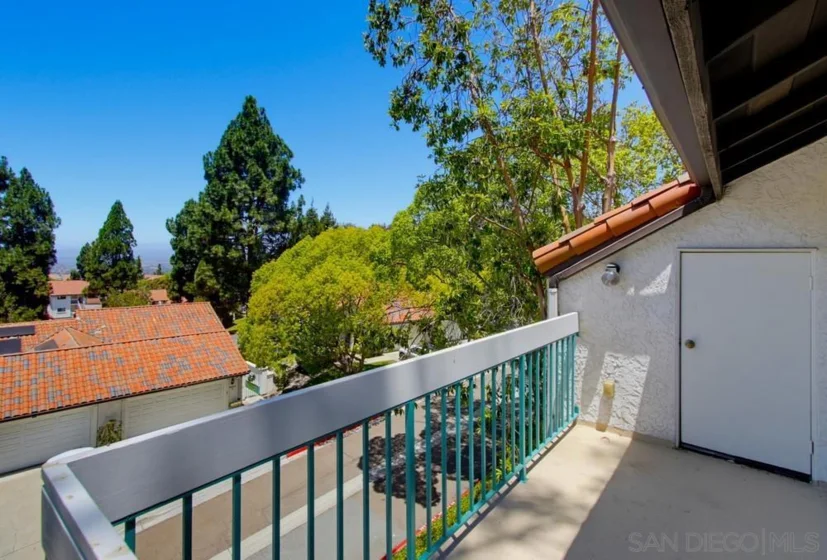 16238 Avenida Venusto #E photo 6