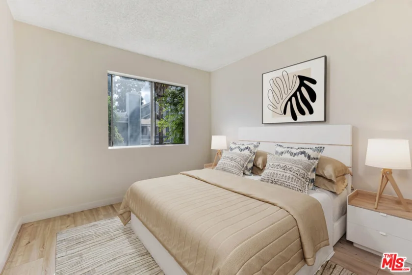 18316 Hatteras Street #21 photo 12