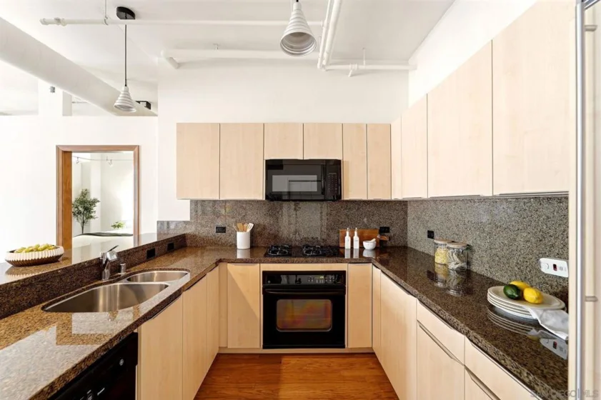 877 Island Avenue #308 photo 14