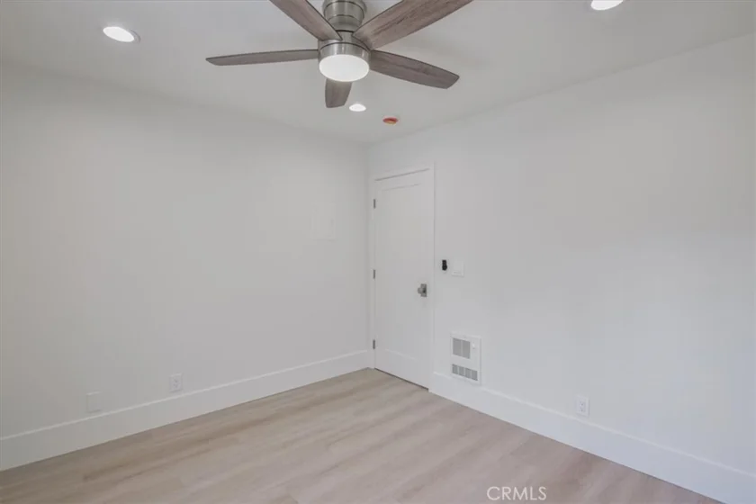229 Springview photo 14