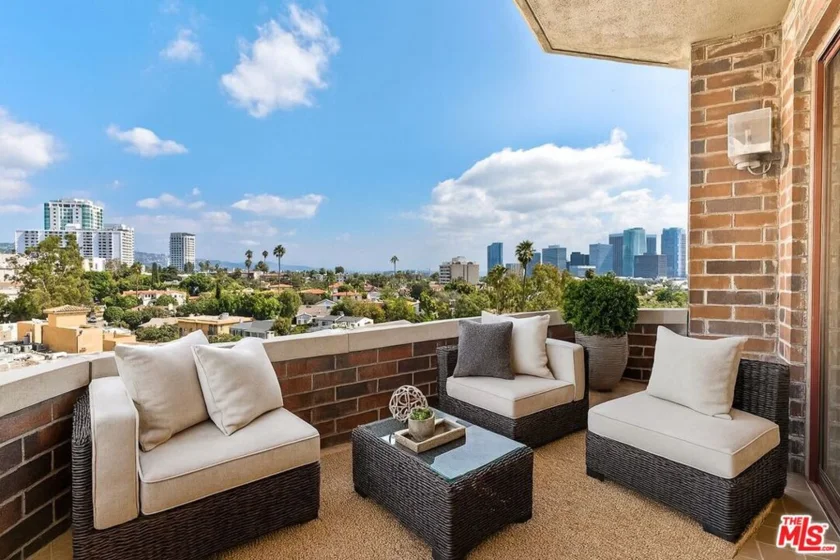 10550 Wilshire Boulevard #804 photo 6