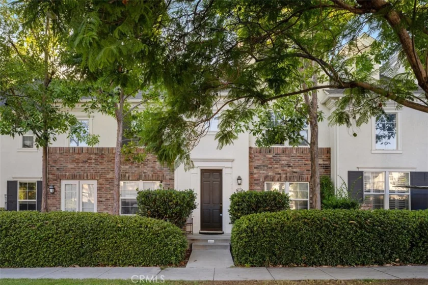 42 Albany Street #65 photo 2