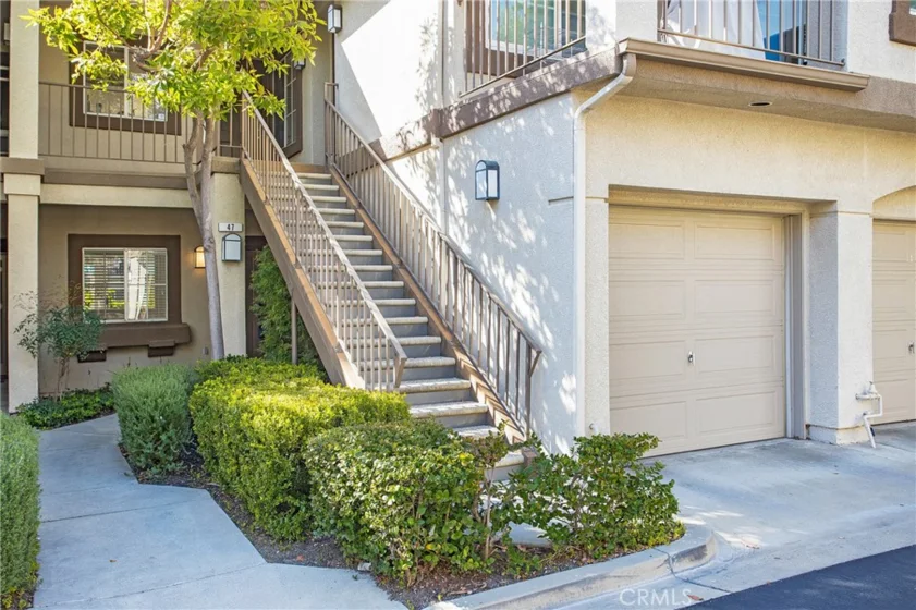 47 Chaumont Circle photo 1