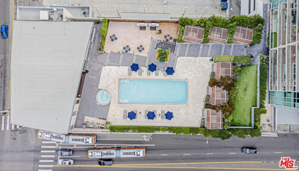 3785 Wilshire Boulevard #1709 photo 39