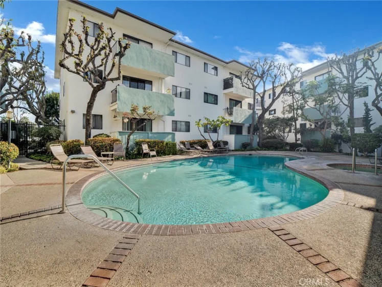 5000 S Centinela #337 photo 8