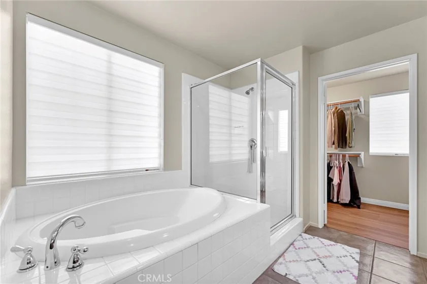 4244 Windspring photo 29
