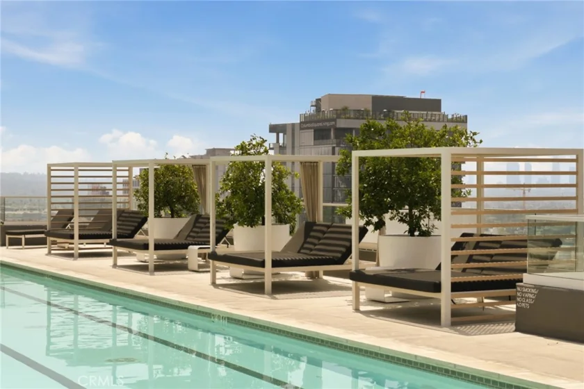 6250 Hollywood Boulevard #4M photo 26