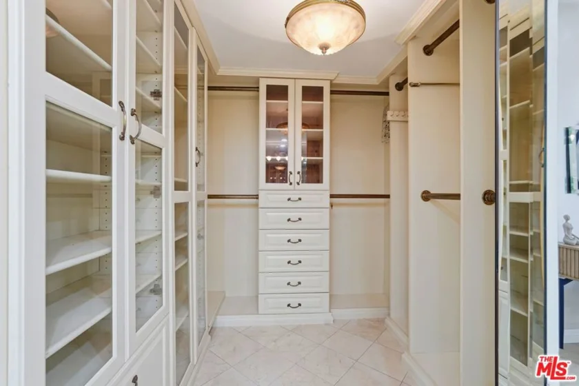 1333 S Beverly Glen Boulevard #902 photo 6