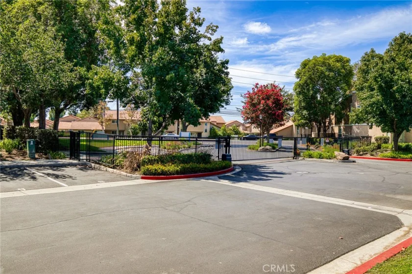 10435 W Briar Oaks Drive #A photo 3