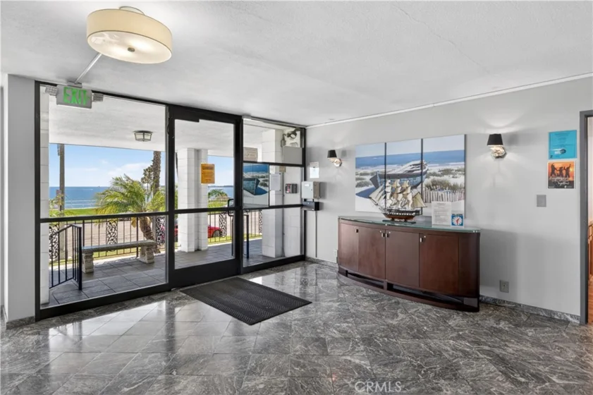 2601 E Ocean #807 photo 32
