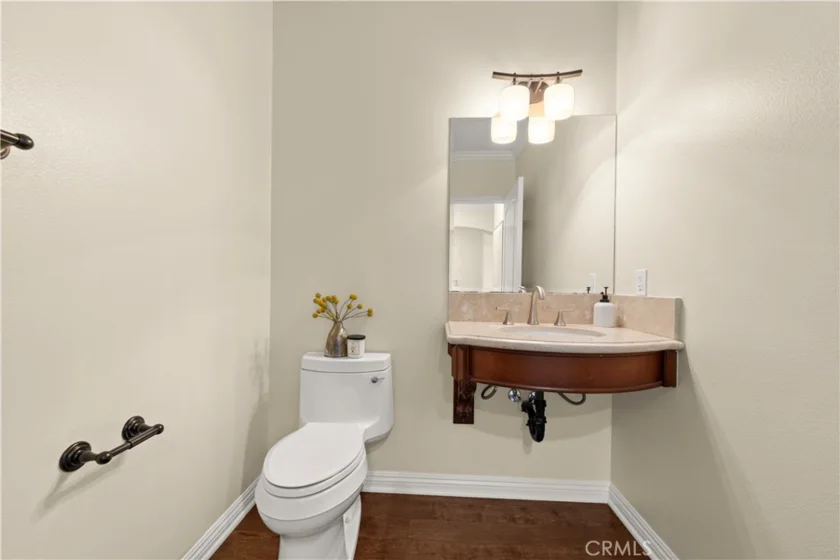 401 Bernard Street #409 photo 27
