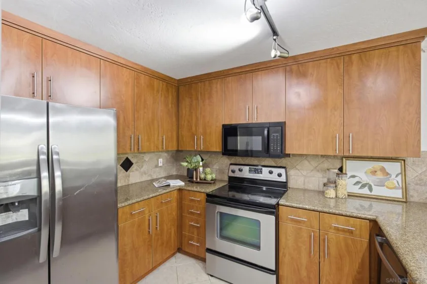 7003 Saranac Street #103 photo 3