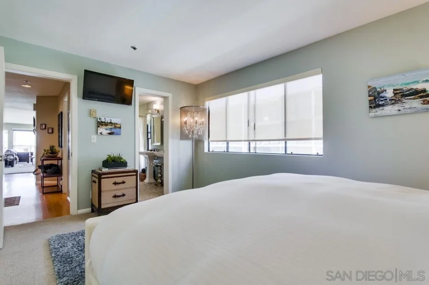 3888 Riviera Drive #301 photo 7