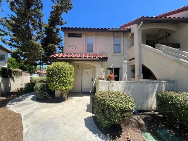 26151 Sanz #A photo 1