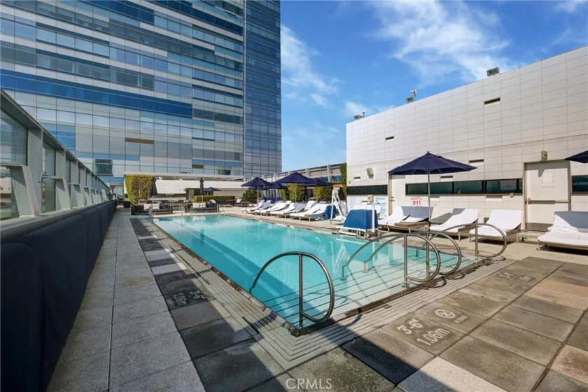 900 W Olympic Boulevard #45F photo 28