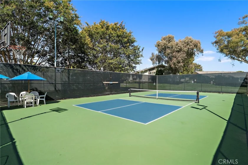 8932 Biscayne Court #1320E photo 30