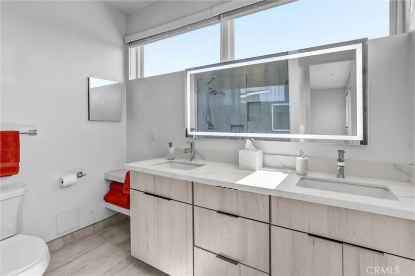 1166 Holly Avenue #14 photo 25