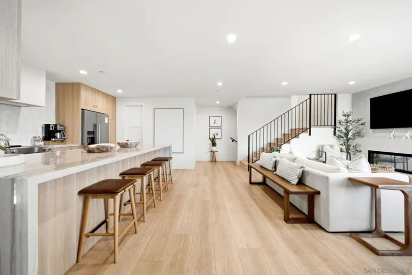 2126 San Clemente Street photo 8