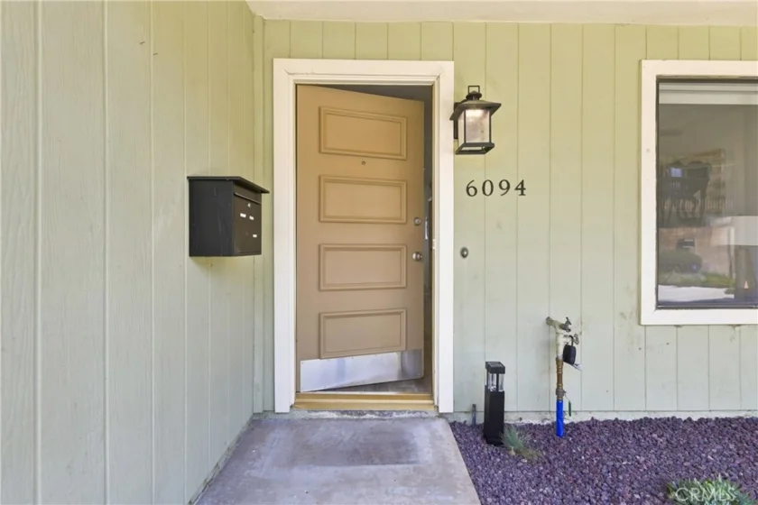 6094 Orange Avenue photo 6