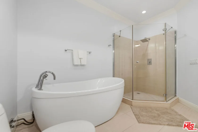 8121 Norton Avenue #201 photo 49