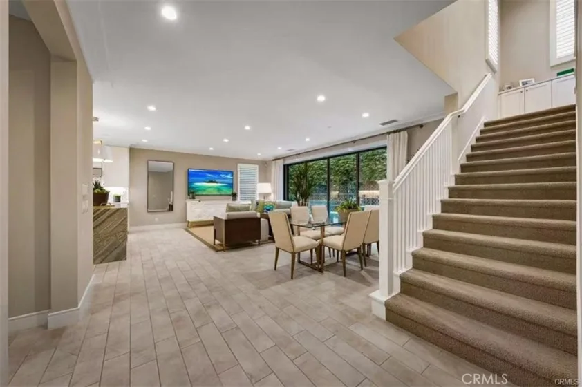 166 Villa Ridge photo 11