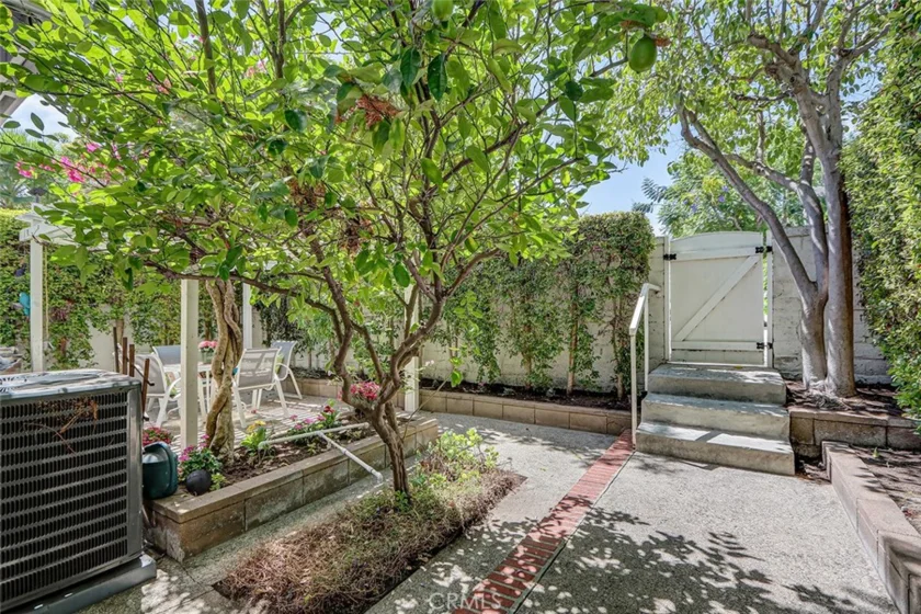 1150 W Capitol Drive #82 photo 32