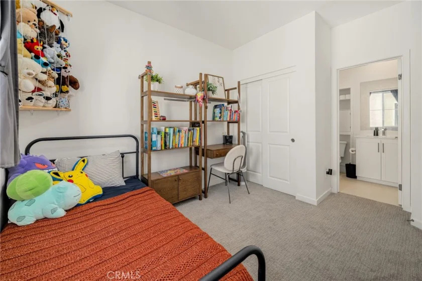 606 Dawson photo 8