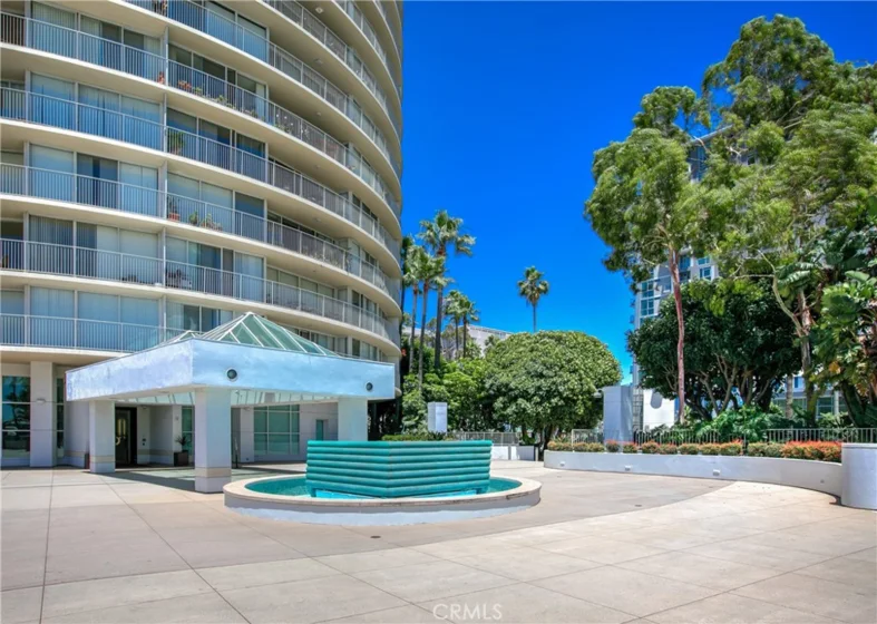 700 E Ocean Boulevard #2301 photo 1