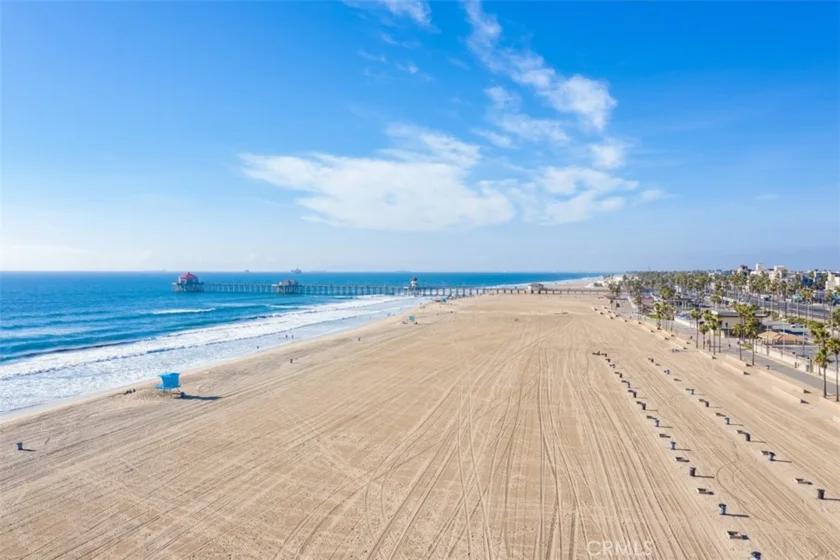 200 Pacific Coast Highway #M50 photo 41