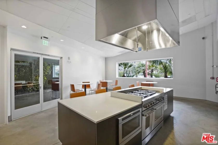 5400 Playa Vista Drive #23 photo 57