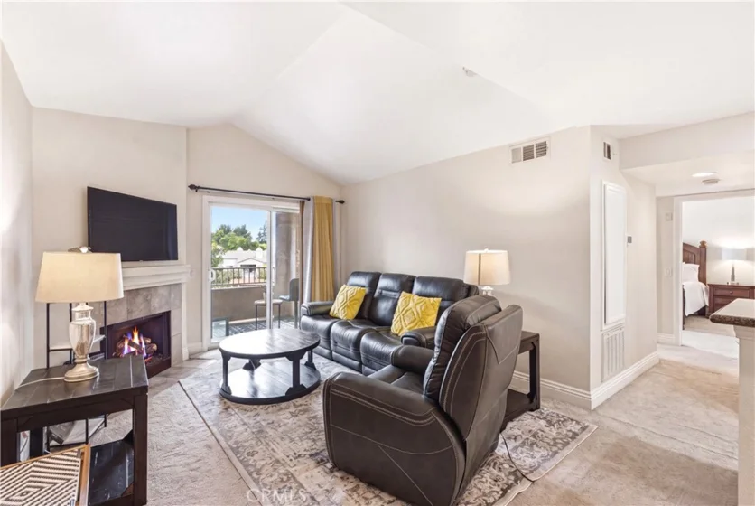 2380 Del Mar #305 photo 2