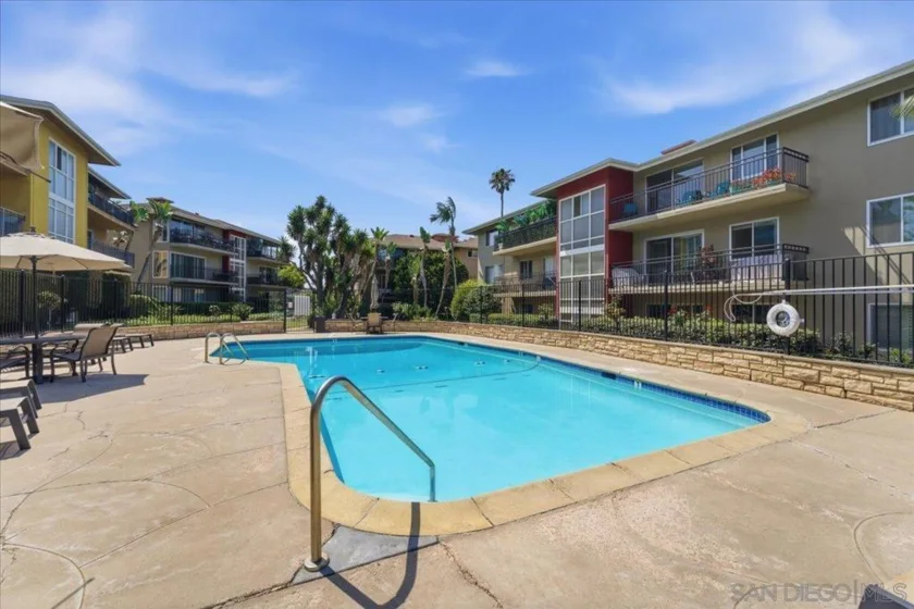 5367 La Jolla #Unit 52 photo 24