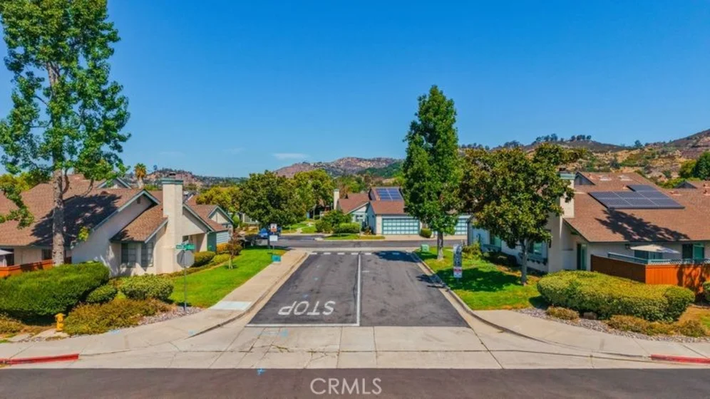 2412 Turnbridge Glen photo 38