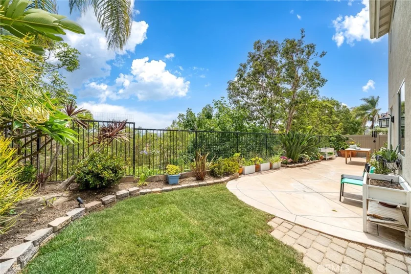 68 Colony Way photo 39