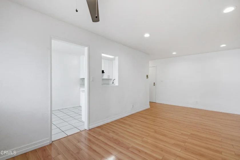 2386 E Del Mar Boulevard #220 photo 8