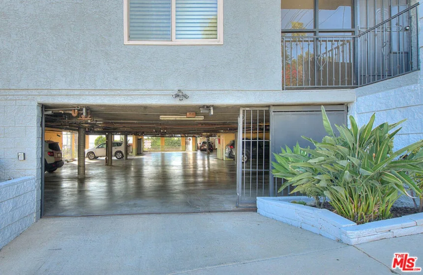 1707 Micheltorena Street #208 photo 18