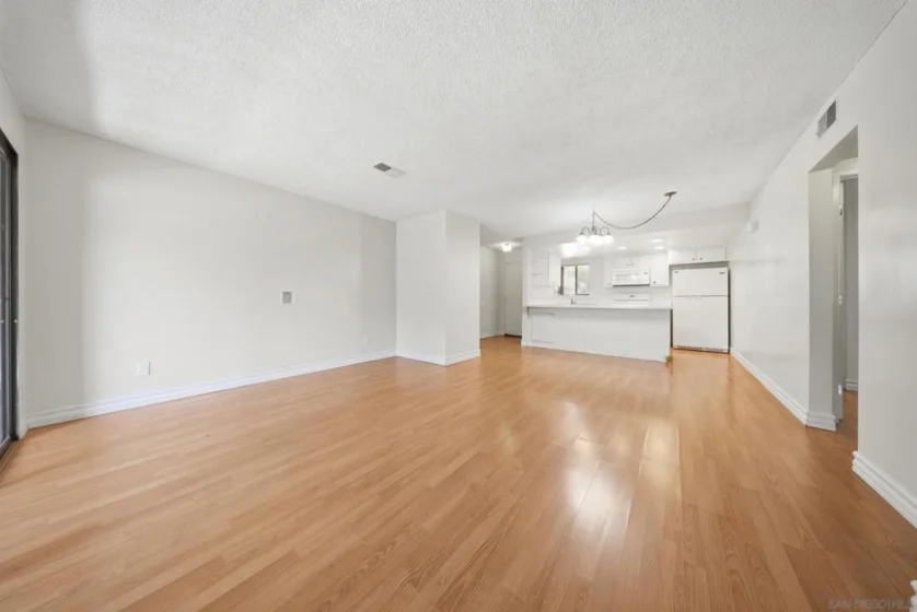 1257 E Grand Avenue ##D photo 4