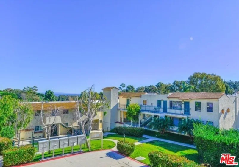 6456 Cavalleri Road photo 25
