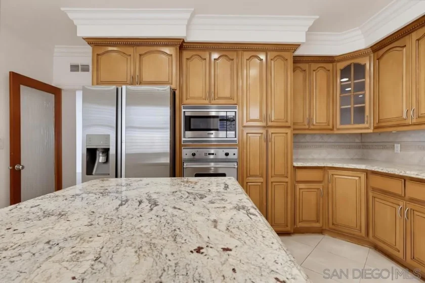 1520 Camden #106 photo 32