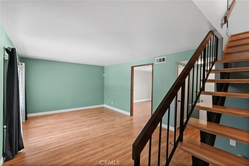 20119 Leadwell Street #3 photo 46