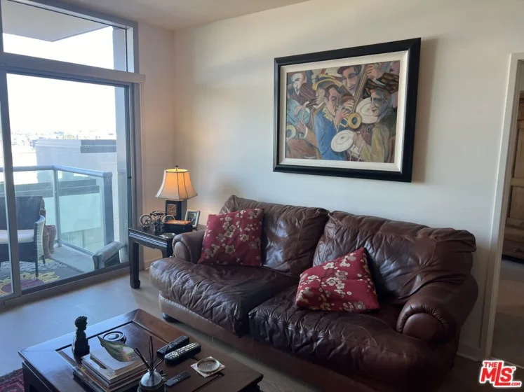 13700 Marina Pointe Drive #722 photo 13