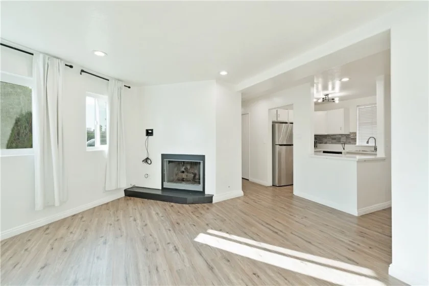 7050 S La Cienega Boulevard #6 photo 2