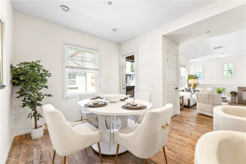 118 Coral Rose photo 15