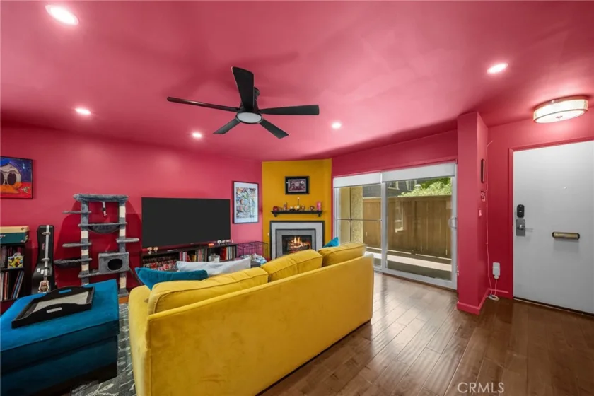 612 Wilcox photo 30