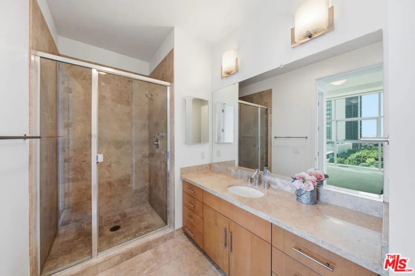3223 W 6th Street #605 photo 19