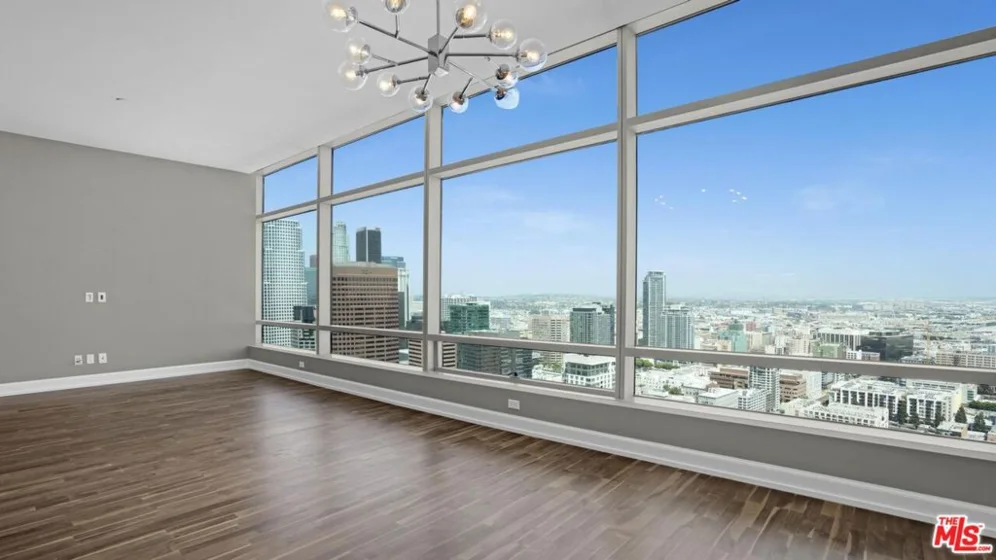 900 W Olympic Boulevard #39C photo 44