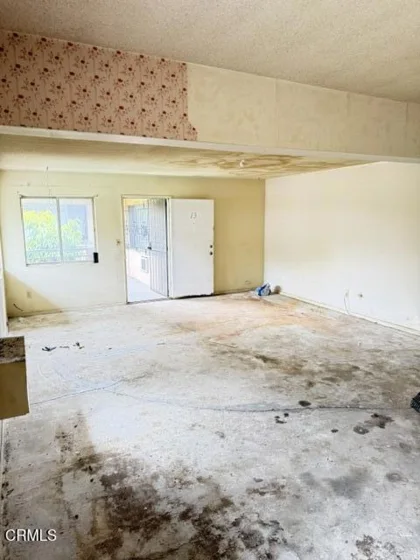 12287 Osborne Street #13 photo 5